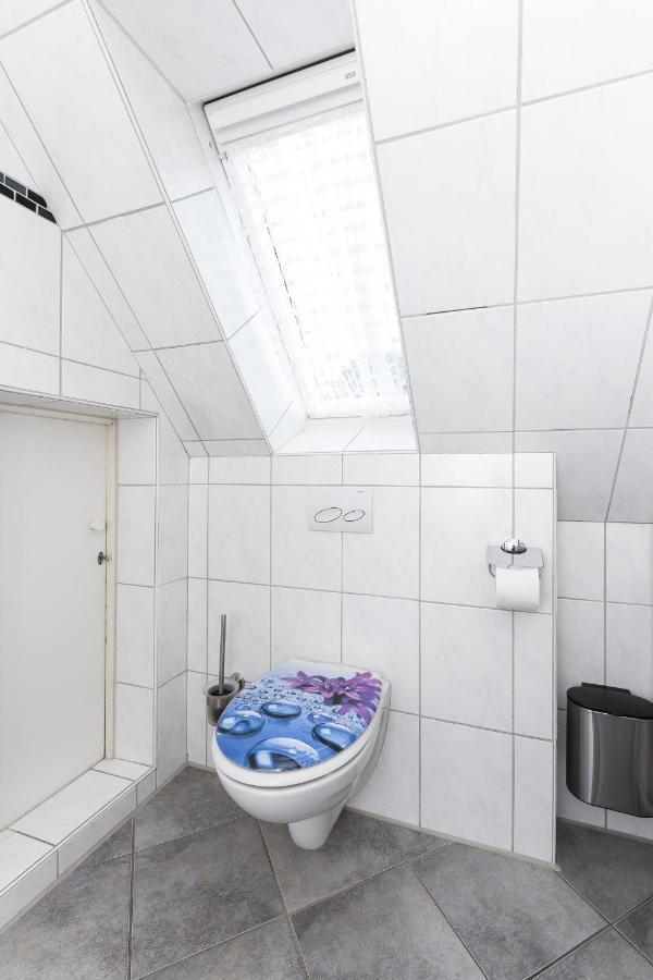 Ferienwohnung Im Haus Weinstock Esens Kültér fotó